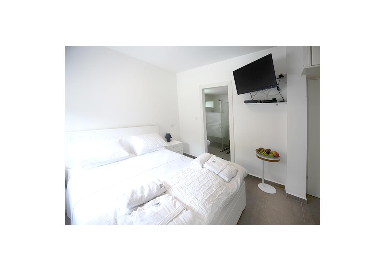 Boutique Apartment "Facing The Sea" ハイファ エクステリア 写真